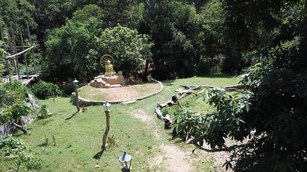 Humbhaha Jungle Yala Nature Eco Resort Kataragama Exterior foto